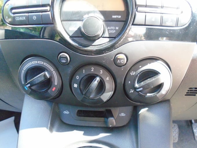 2025 Mazda Mazda2