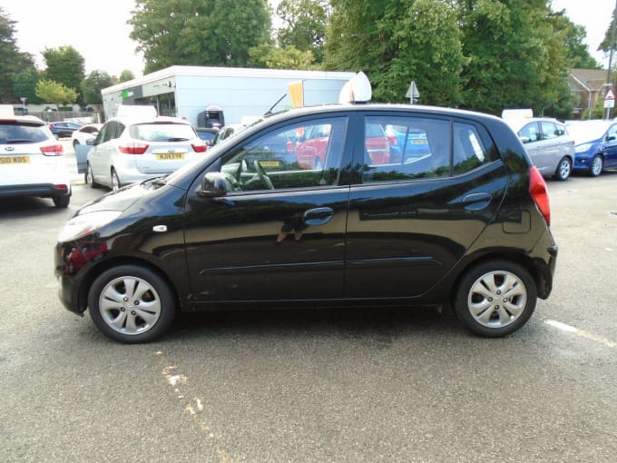 2025 Hyundai I10