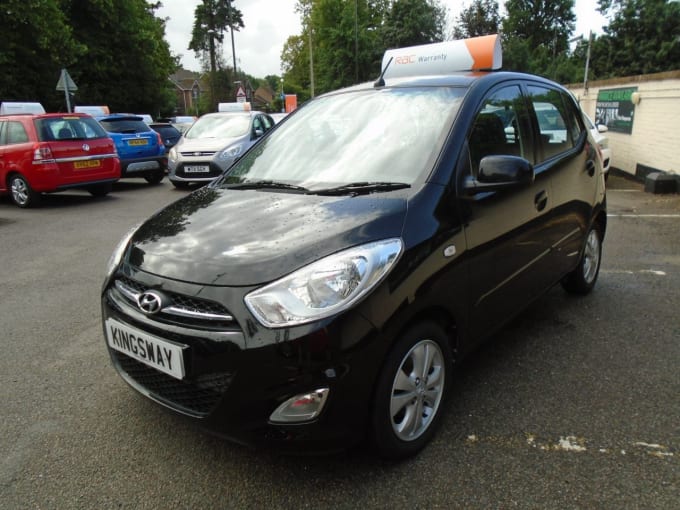 2025 Hyundai I10