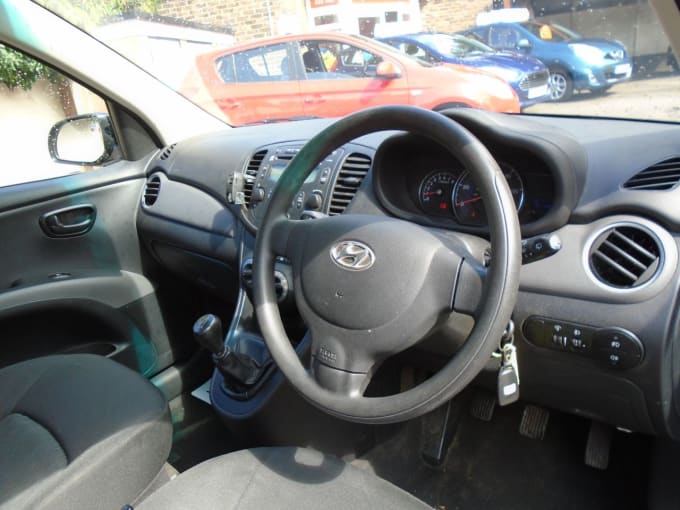 2025 Hyundai I10