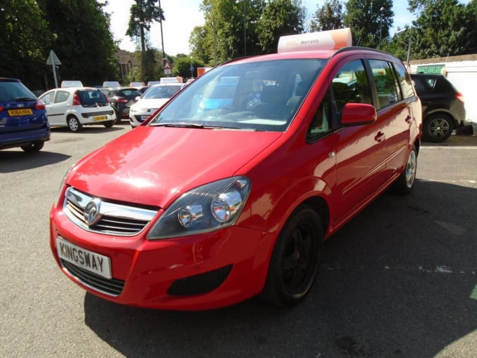 2025 Vauxhall Zafira