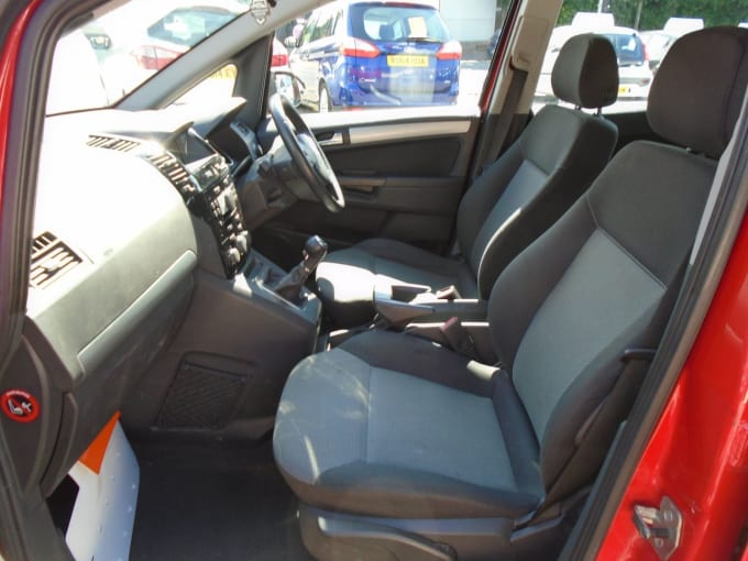 2025 Vauxhall Zafira