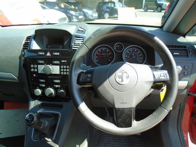 2025 Vauxhall Zafira