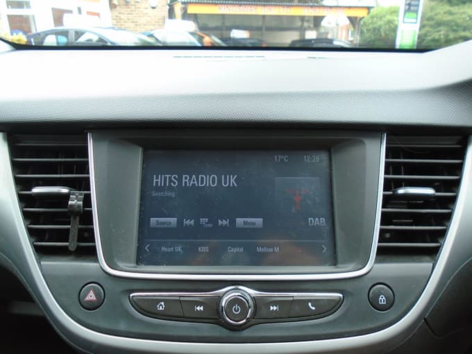 2025 Vauxhall Crossland X