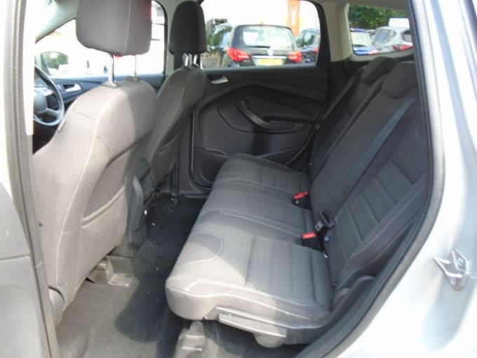 2025 Ford Kuga