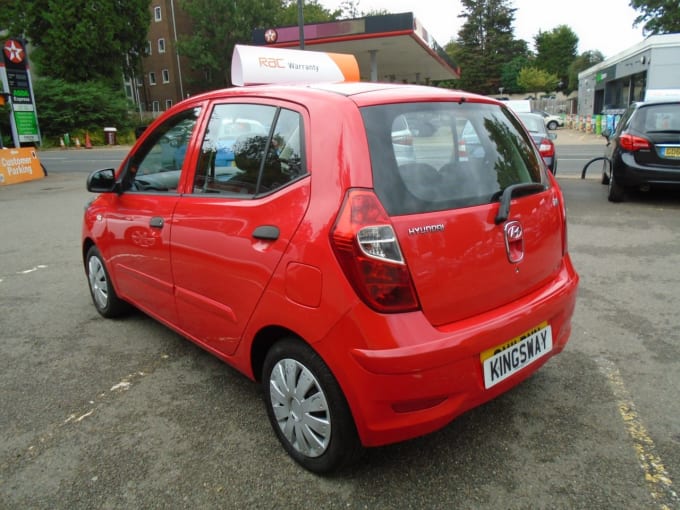 2025 Hyundai I10