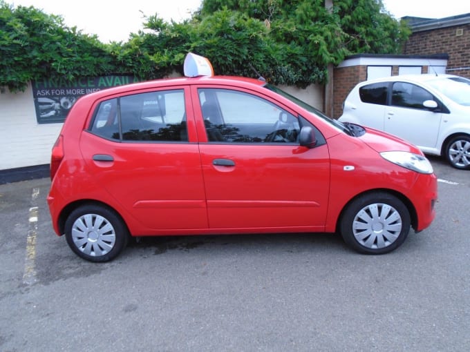 2025 Hyundai I10