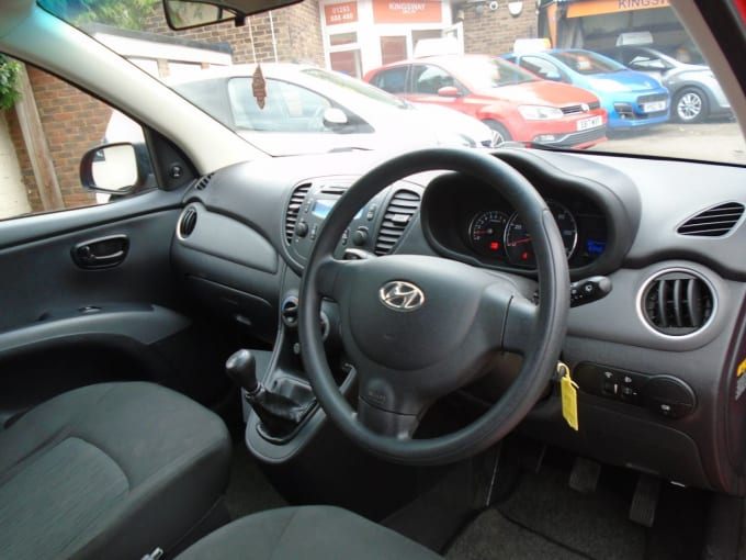 2025 Hyundai I10