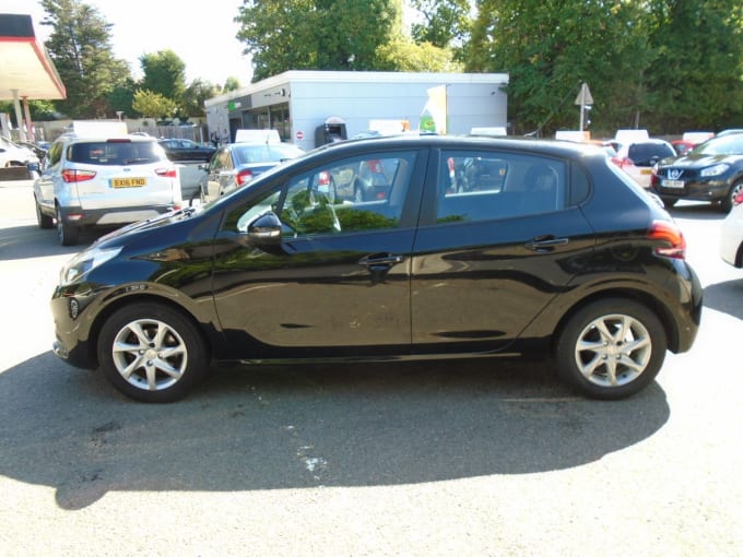 2025 Peugeot 208