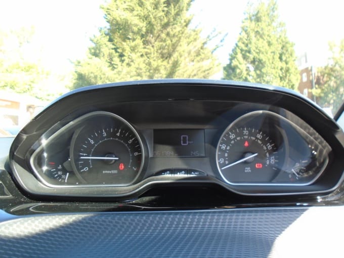 2025 Peugeot 208