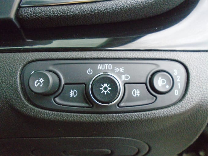 2025 Vauxhall Mokka X