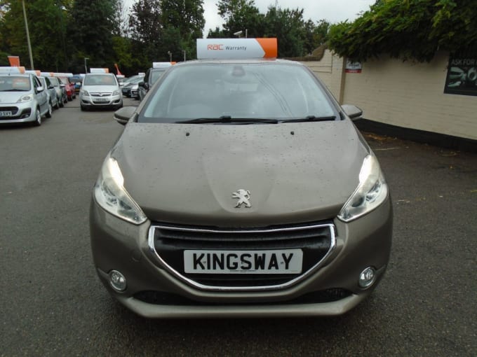 2025 Peugeot 208