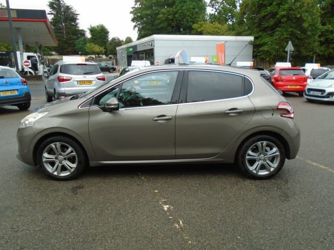 2025 Peugeot 208