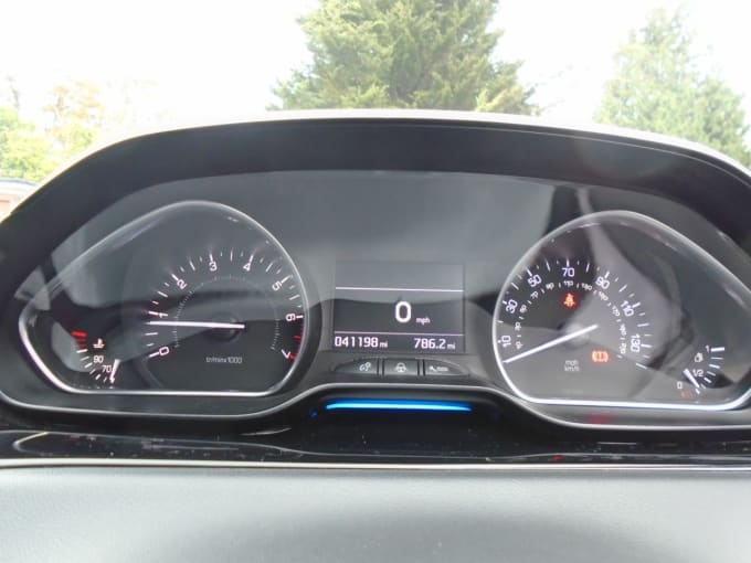 2025 Peugeot 208