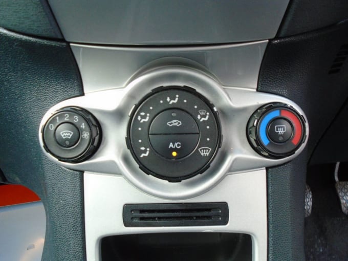 2025 Ford Fiesta