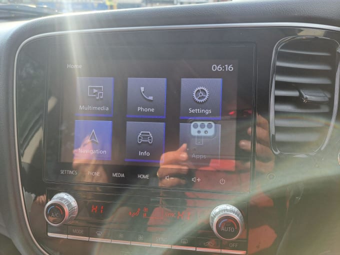 2025 Mitsubishi Outlander