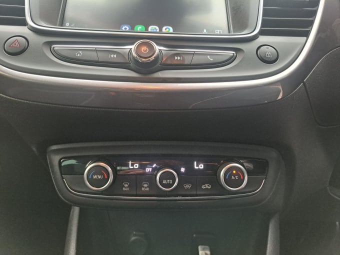 2025 Vauxhall Crossland X