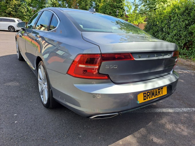 2025 Volvo S90