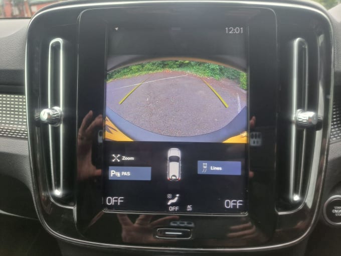 2025 Volvo Xc40
