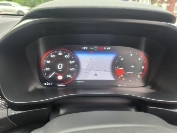 2025 Volvo Xc40
