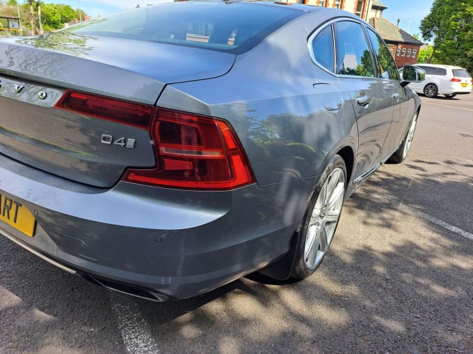 2025 Volvo S90