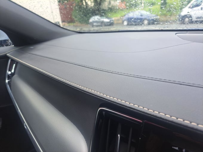 2025 Volvo V90