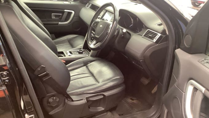 2025 Land Rover Discovery Sport