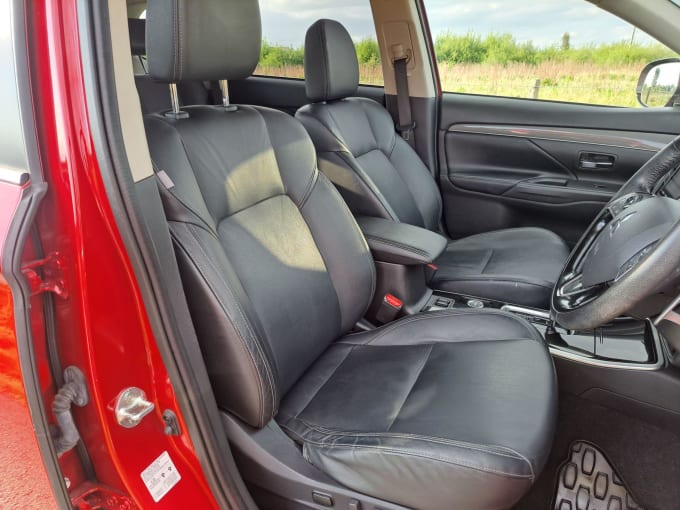 2025 Mitsubishi Outlander