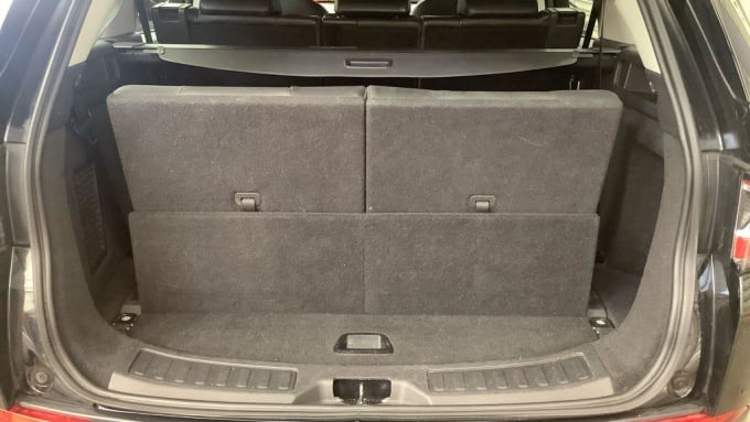 2025 Land Rover Discovery Sport