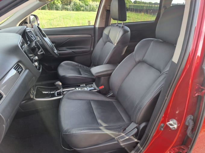 2025 Mitsubishi Outlander