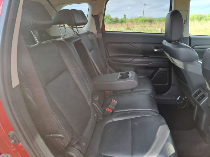 2025 Mitsubishi Outlander