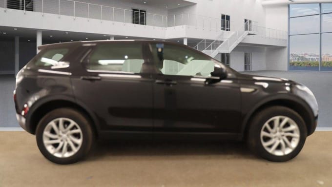 2025 Land Rover Discovery Sport