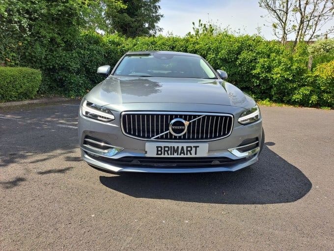2025 Volvo S90
