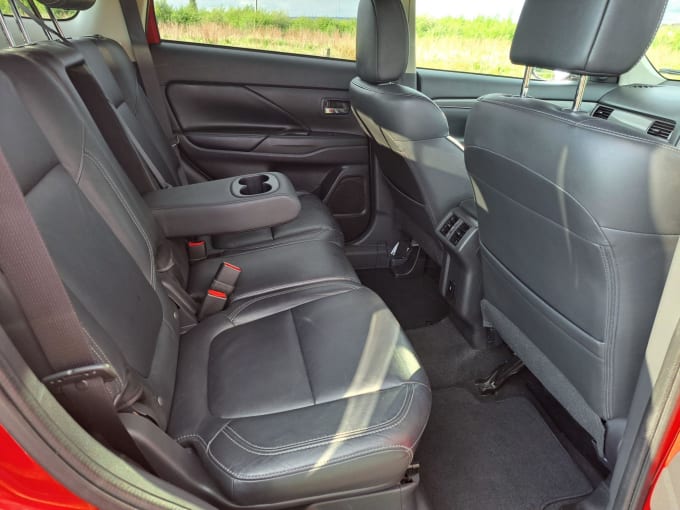 2025 Mitsubishi Outlander