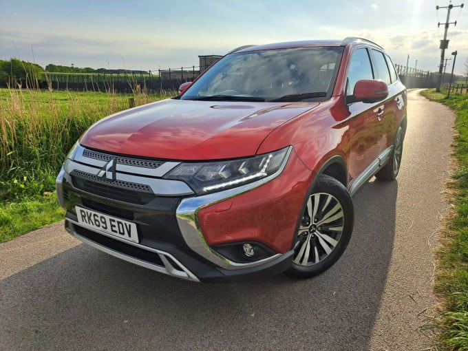 2025 Mitsubishi Outlander