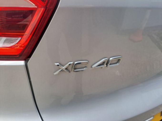 2025 Volvo Xc40