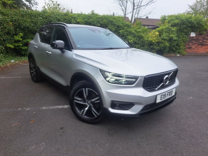 2025 Volvo Xc40