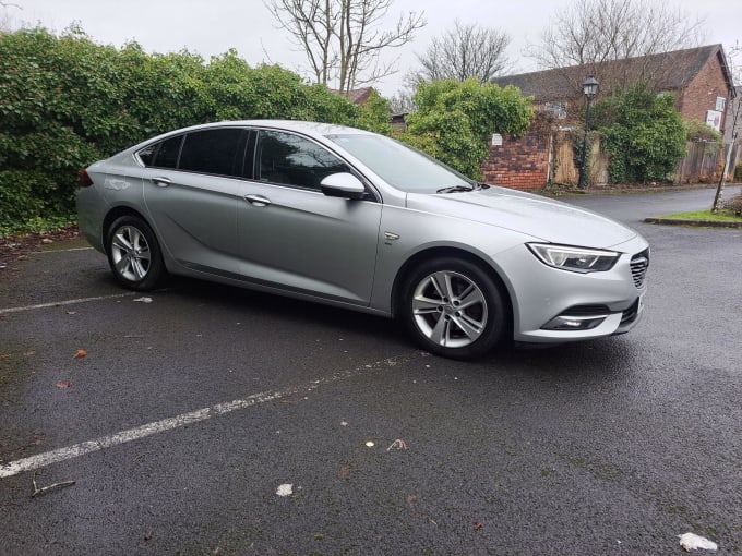 2025 Vauxhall Insignia