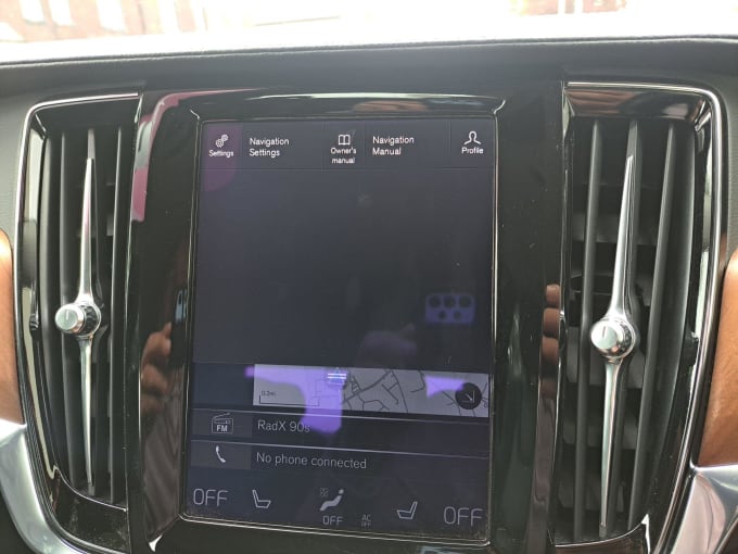 2025 Volvo S90