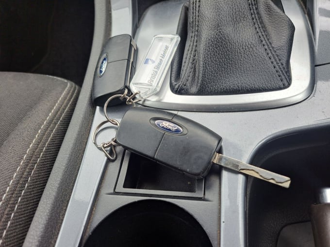 2025 Ford Mondeo
