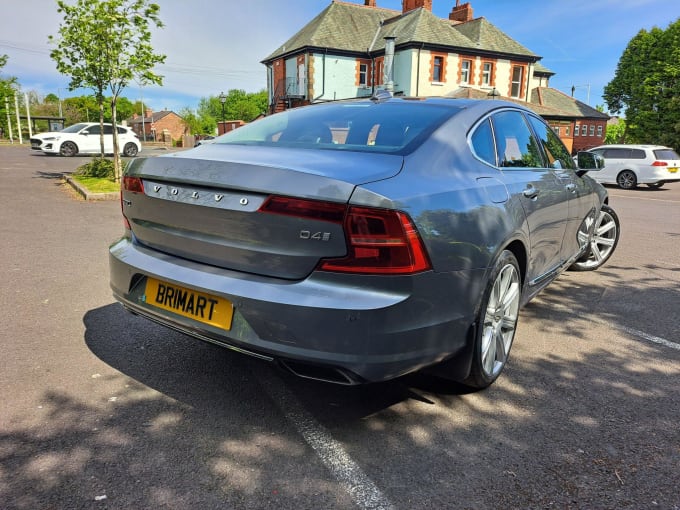 2025 Volvo S90