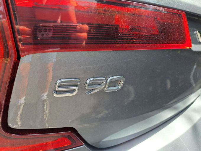 2025 Volvo S90