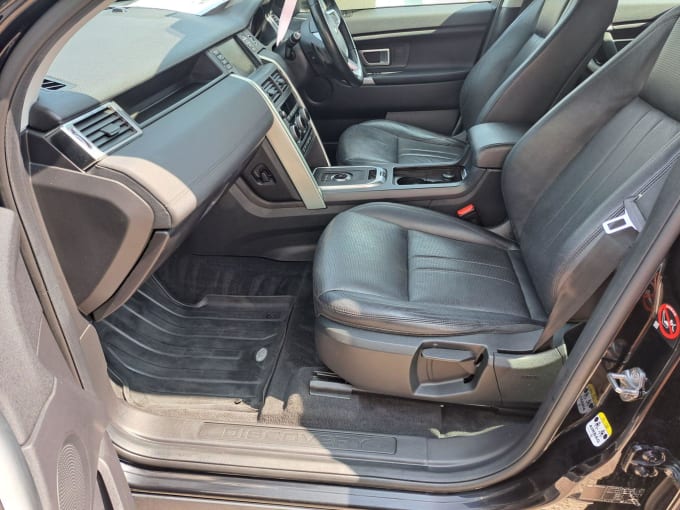 2025 Land Rover Discovery Sport