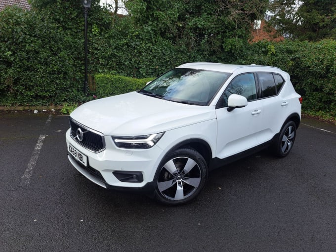 2025 Volvo Xc40