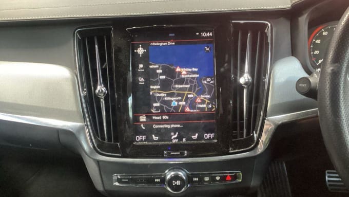 2025 Volvo V90
