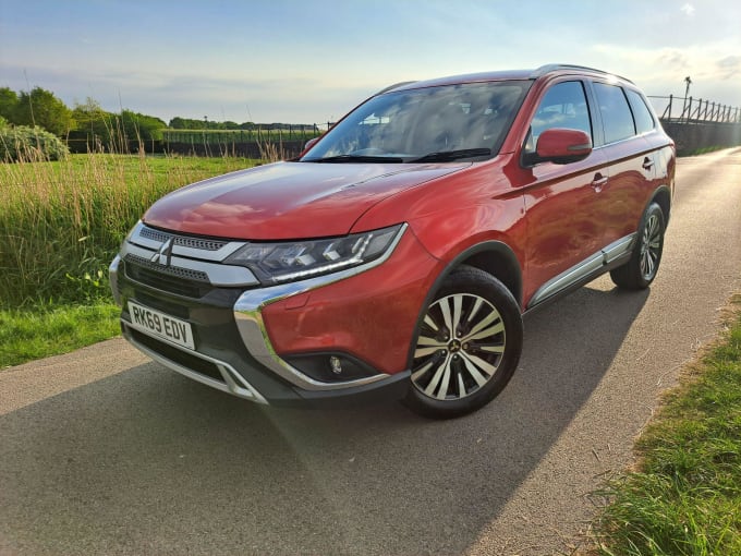 2025 Mitsubishi Outlander