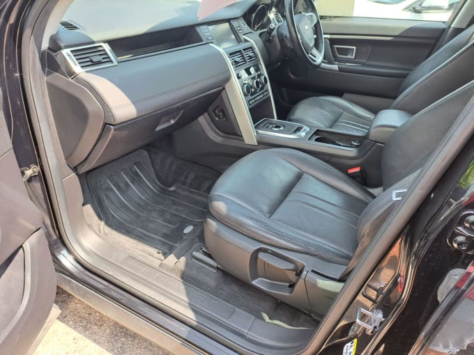 2025 Land Rover Discovery Sport