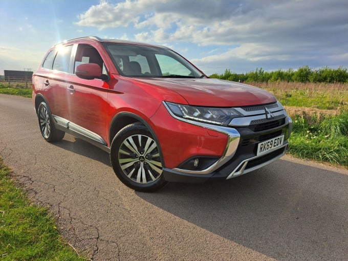 2025 Mitsubishi Outlander