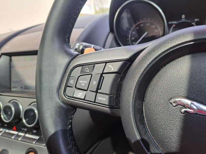 2025 Jaguar F-type