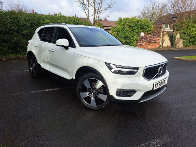 2025 Volvo Xc40